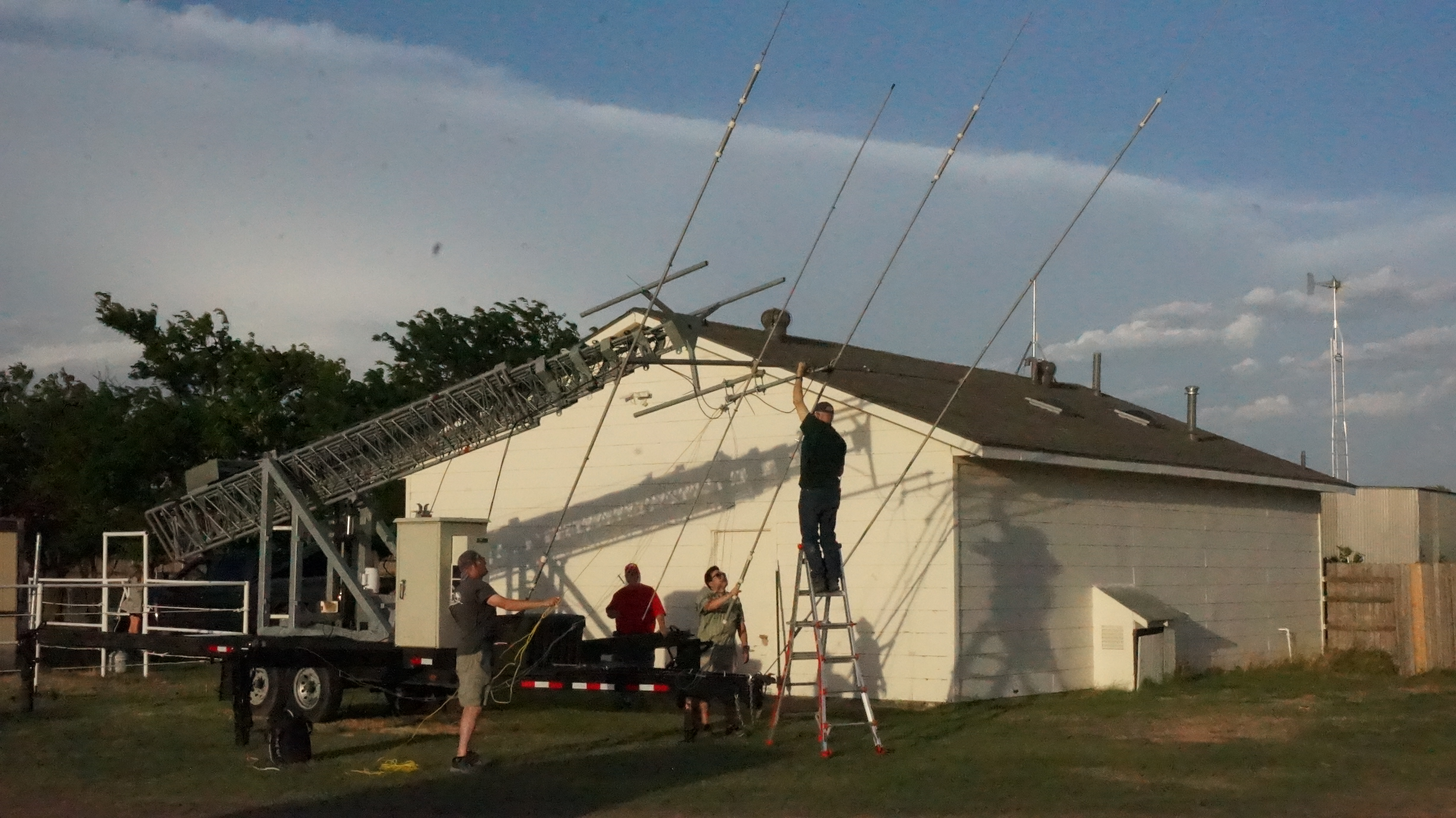 Photo courtesy of Dave Opitz WA5X